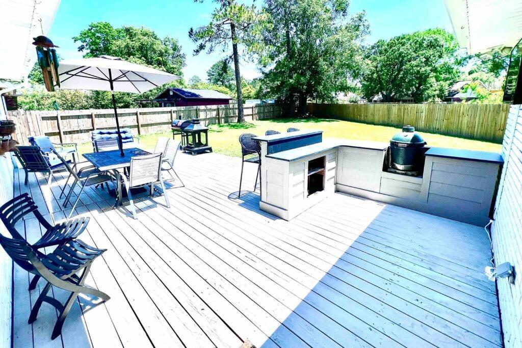 4/3 Home Centrally Located, Beach, Casino, Airport, Dining, Golfing, Shopping, Entertainment Gulfport Exterior foto